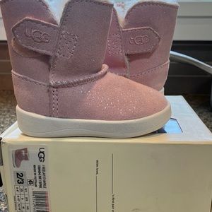 Gently worn cutie pie ugg boots